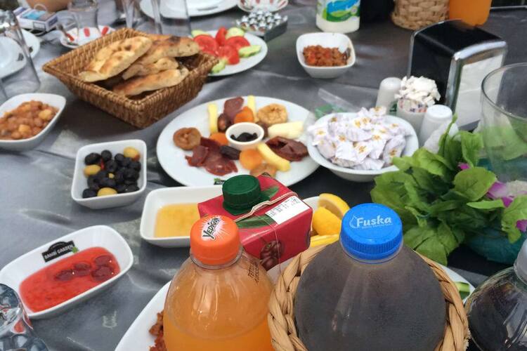 Bambi Cafe On Twitter 4 Kahvaltinizi Bambi Maslak Subemizde Yapin 5 Kahvaltiniz Bizden Olsun Bambicafe Pazar Kahvalti Maslak Http T Co Niy14ws9cd